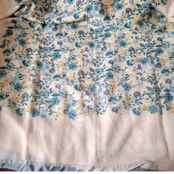 Vintage Banana Republic Womens Scarf Floral - Boho Cottagecore Feminine - Picture 5 of 7